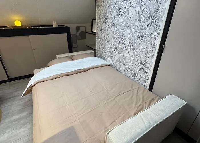 Les 4 Piliers Lägenhet Reims